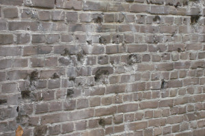 stille getuige granaatscherf detail